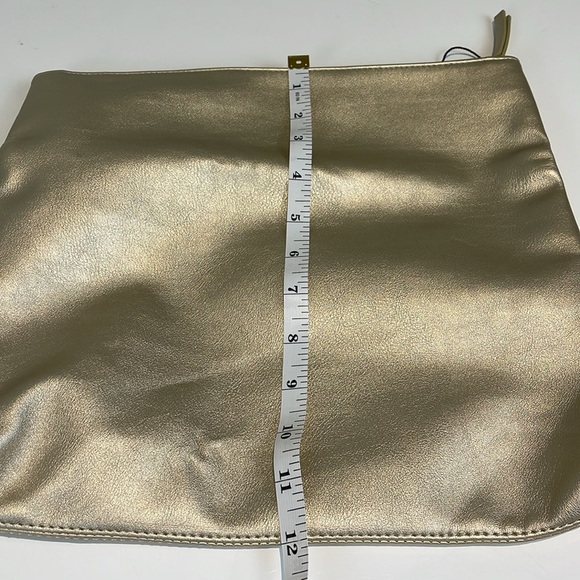 FAWN DESIGN for The Jilly Box Gold Foldover Clutch NEW - Picture 9 of 10